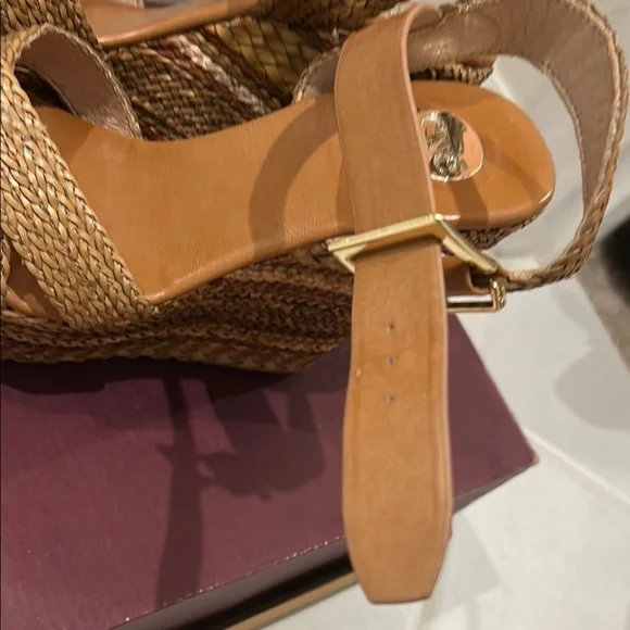 EXE Braided Tan Platform Sandals - Picture 14 of 17